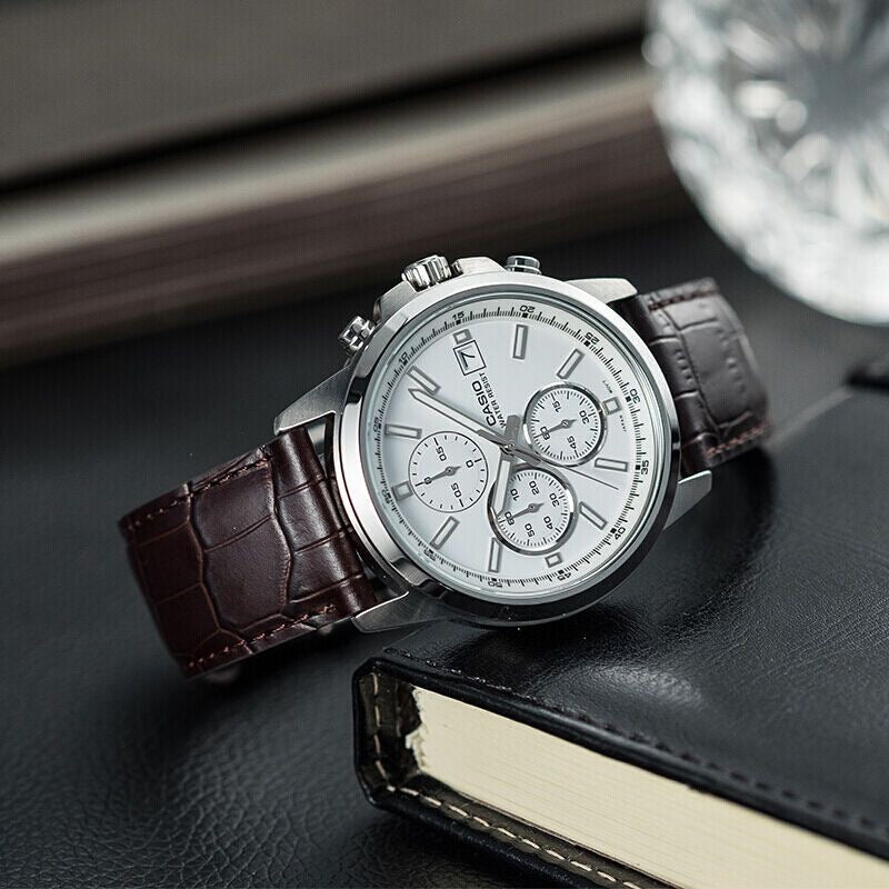Casio Men Chronograph Watch, White Dial Brown Leather Strap Quartz Wrist Watch With Date Display