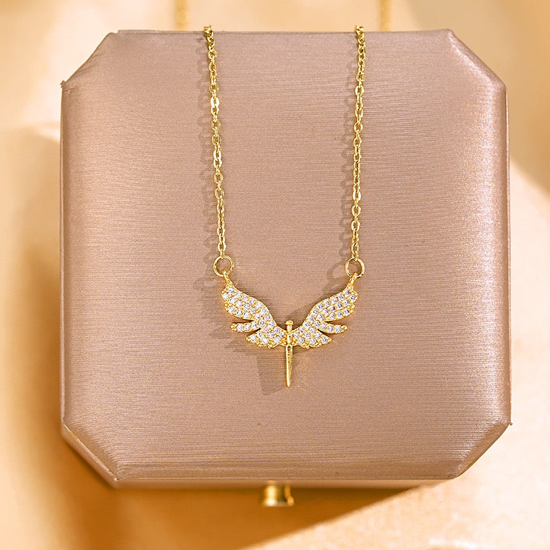 Women Gold Plated Flower Zircon Necklace, Elegant Floral Pendant Jewelry