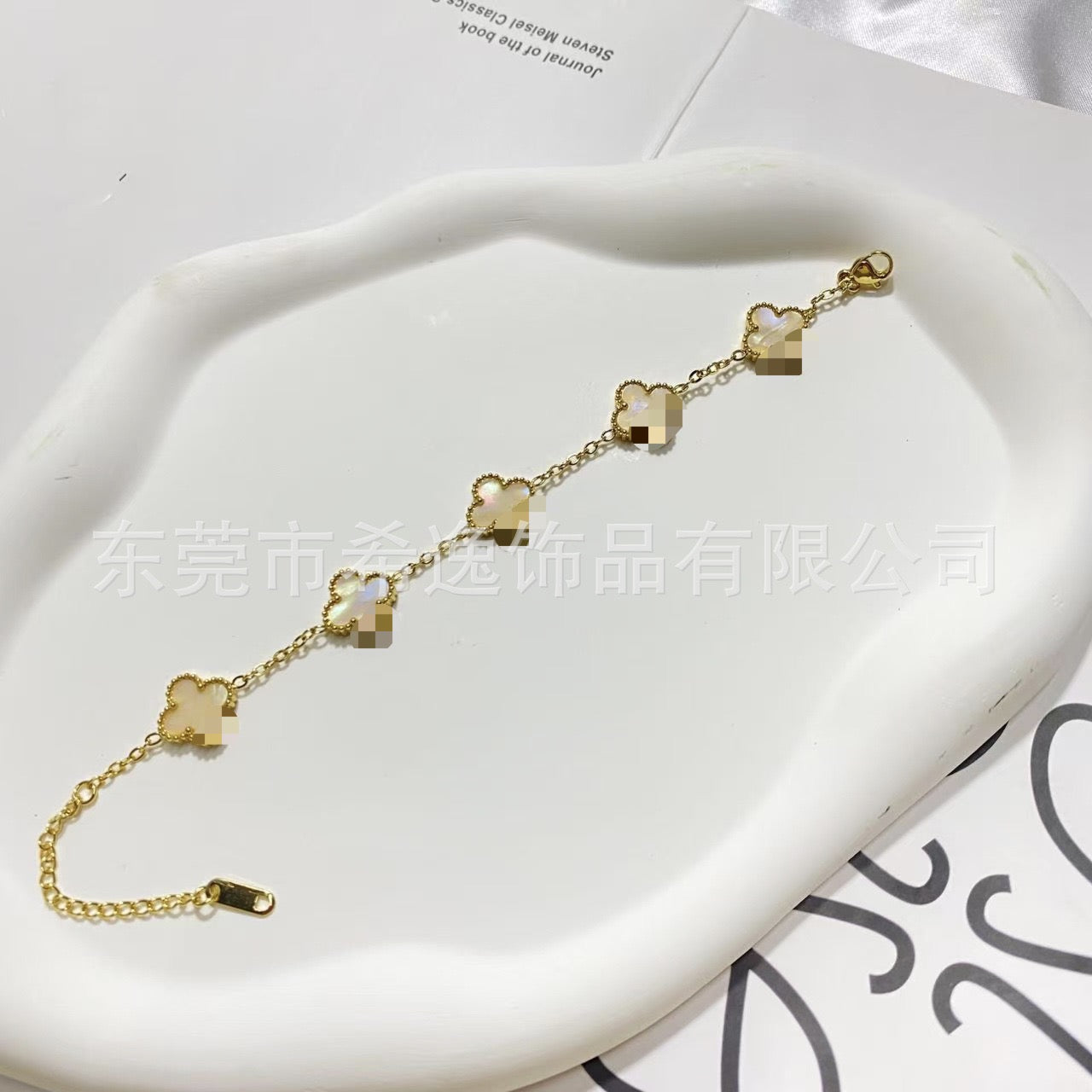Women’s Pink Clover Bracelet, Gold‑Plated Four‑Leaf Clover Fashion Jewelry Bracelet