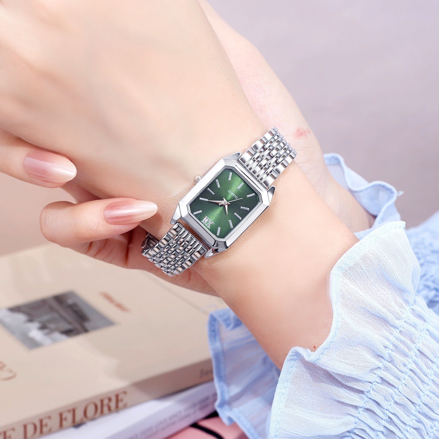 Women Square Gold Bracelet Wrist Watch, Luxury Analog Quartz Ladies Wristwatch